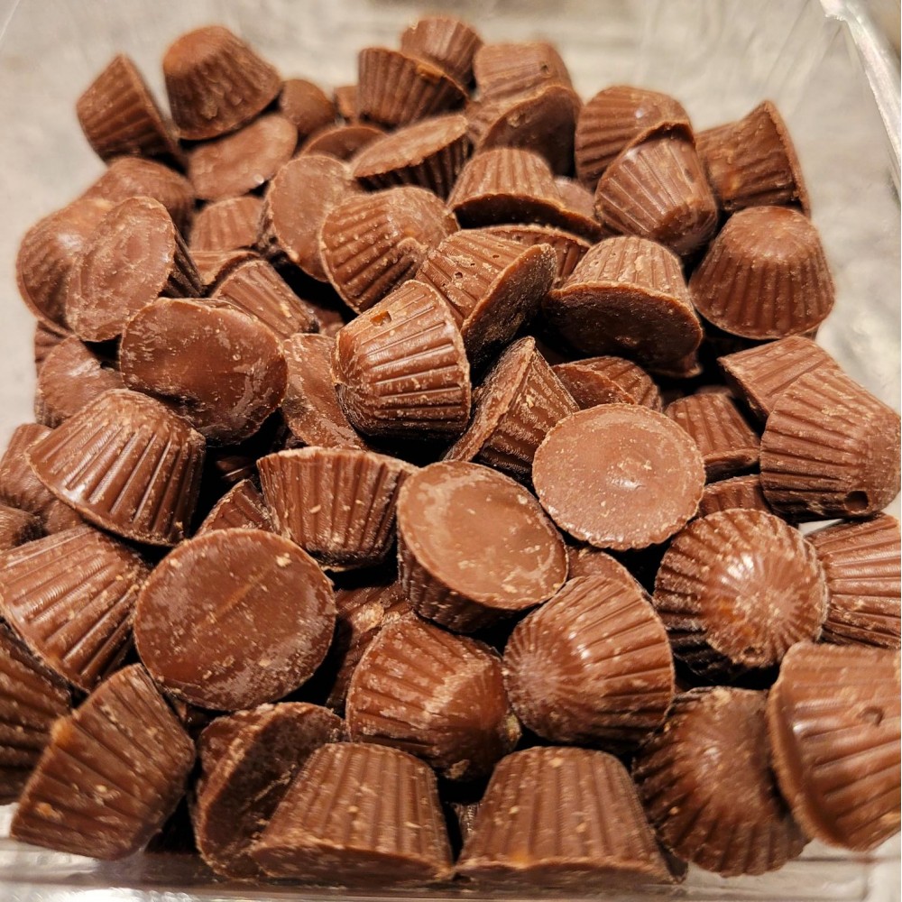 Mini Chocolate Peanut Butter Cups - per lb