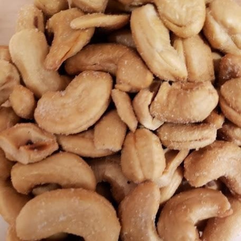 Roasted Salted Cashews - per lb